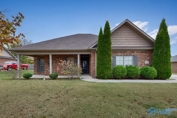 106 Grip Drive, Hazel Green, AL 35750