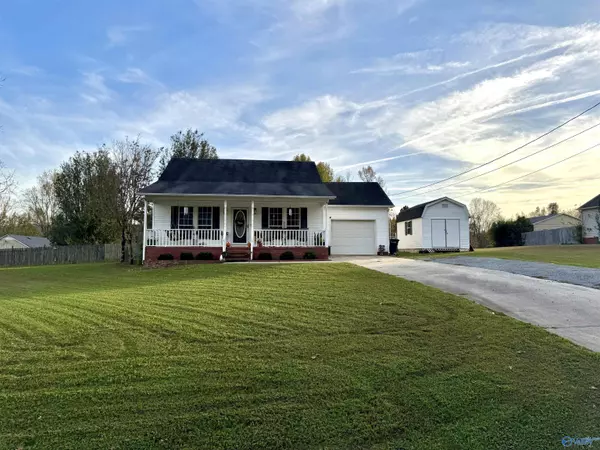 23980 Wales Street, Elkmont, AL 35620