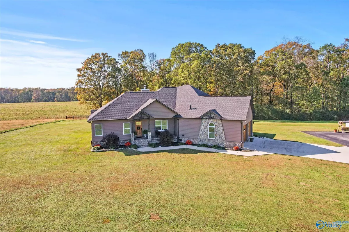 Falkville, AL 35622,2383 County Road 1442