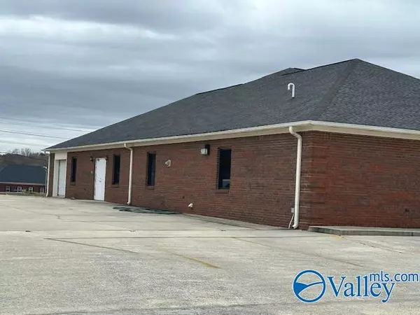 Arab, AL 35016,1510 N Brindlee Mountain Parkway