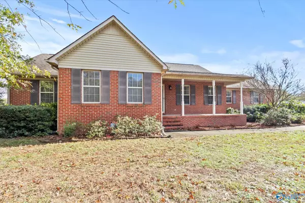 20820 Johnson Road, Athens, AL 35613