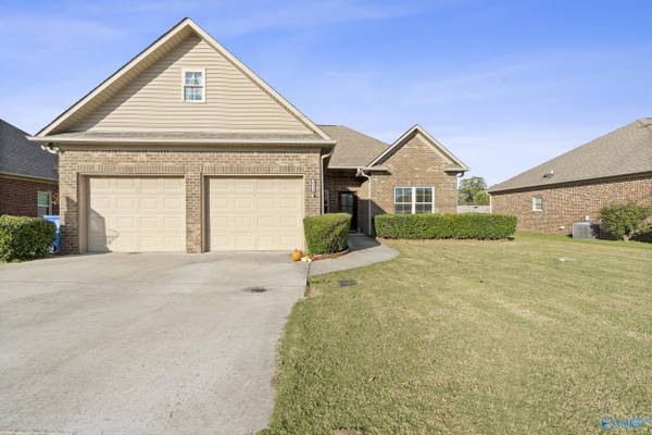 20339 Songbird Drive, Athens, AL 35611