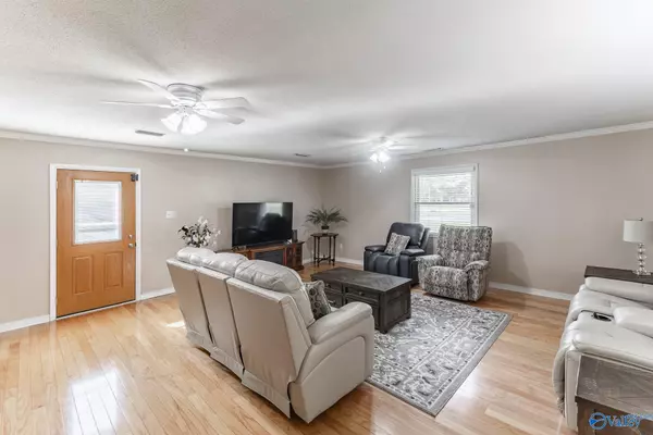 Priceville, AL 35603,39 Tim Avenue