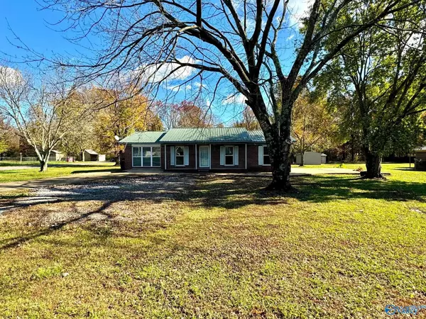 21286 Oakland Meadows, Athens, AL 35613