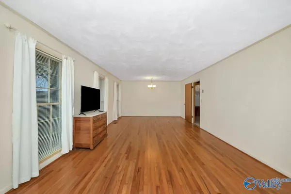 Decatur, AL 35601,1121 Betty Street