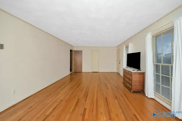 Decatur, AL 35601,1121 Betty Street