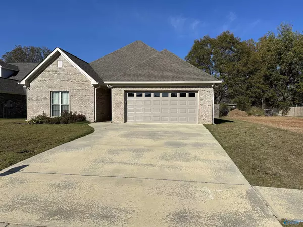 Glencoe, AL 35905,122 Glen Oaks Circle