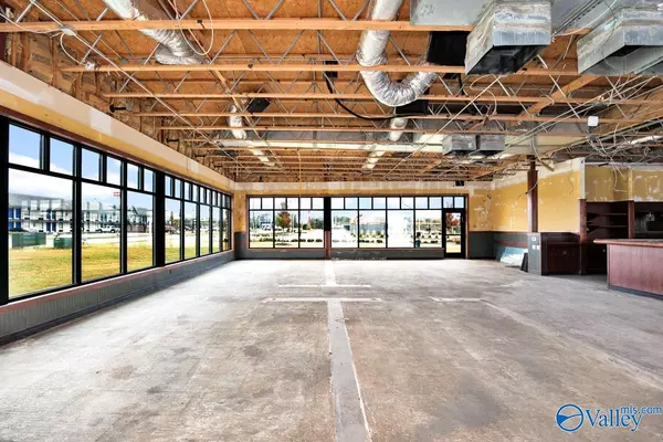 Athens, AL 35611,21366 Athens Limestone Boulevard