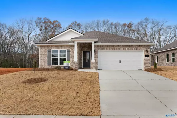 164 River Pointe Drive, New Market, AL 35761