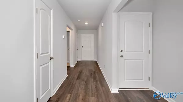 Owens Cross Roads, AL 35763,10014 Anders Way