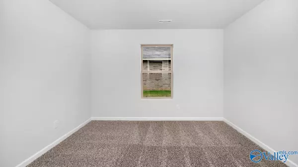 Harvest, AL 35749,15322 Bees Street