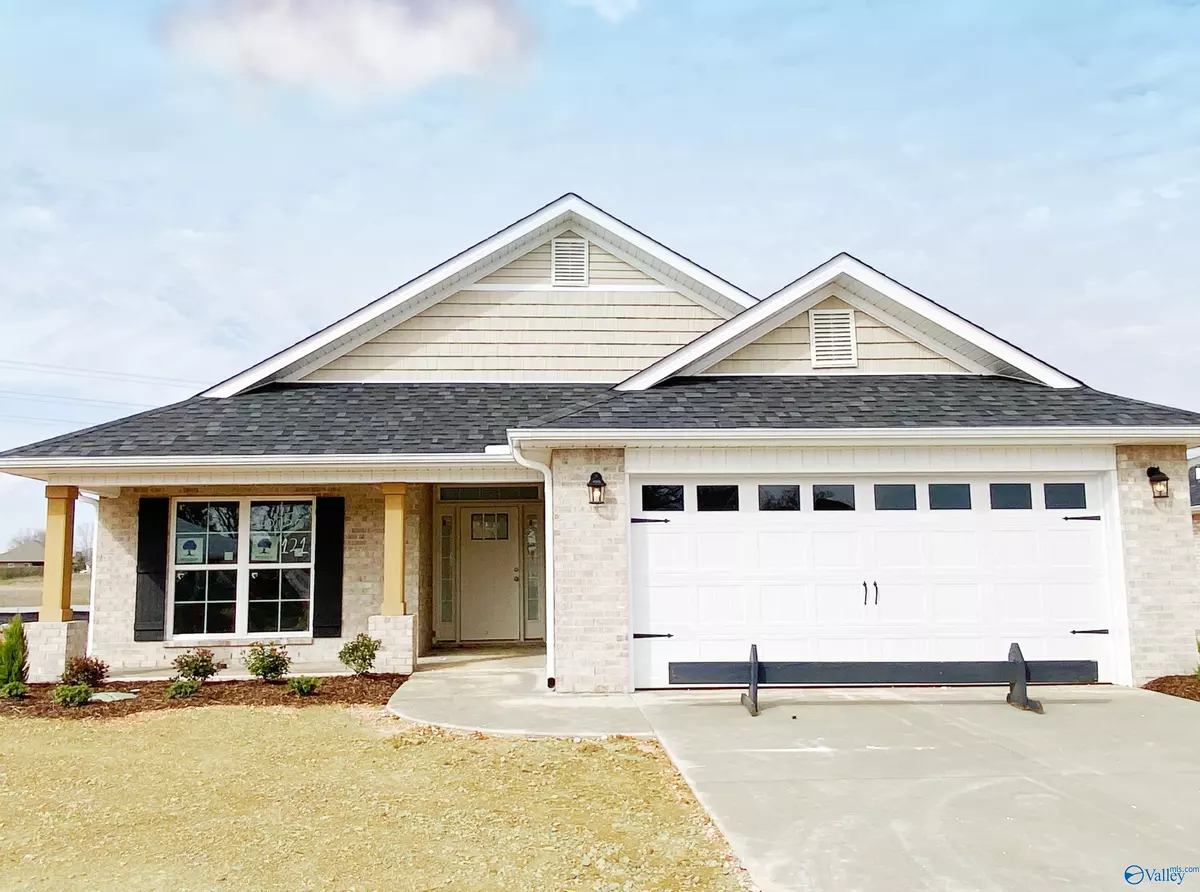 New Market, AL 35761,121 Sidney Ruth Drive