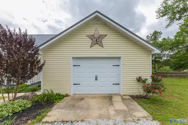 Toney, AL 35773,28790 Sagewood Circle