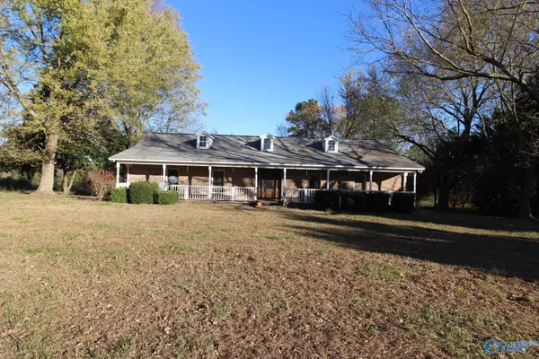 278 County Road 17, Crossville, AL 35962