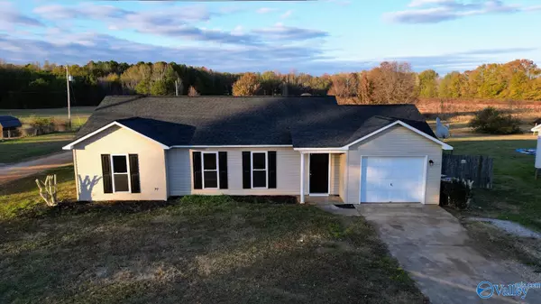 Toney, AL 35773,1539 Ready Section Road