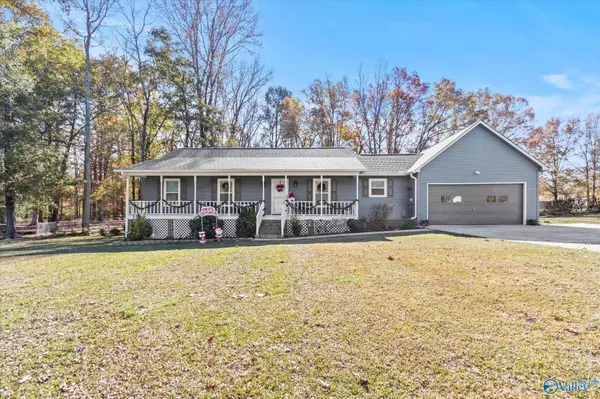 23706 Laura Leigh Lane, Athens, AL 35613