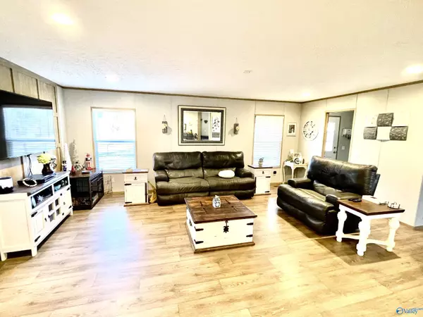 Altoona, AL 35952,2306 Highway 179