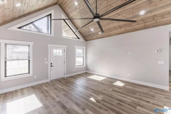 Dutton, AL 35744,512 County Road 224