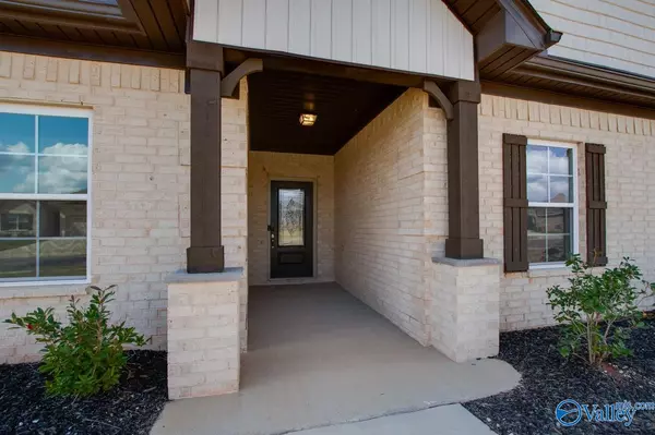 Toney, AL 35773,135 Barn Trail Way