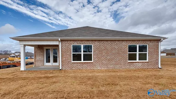 Fayetteville, TN 37334,6 Jackson Way