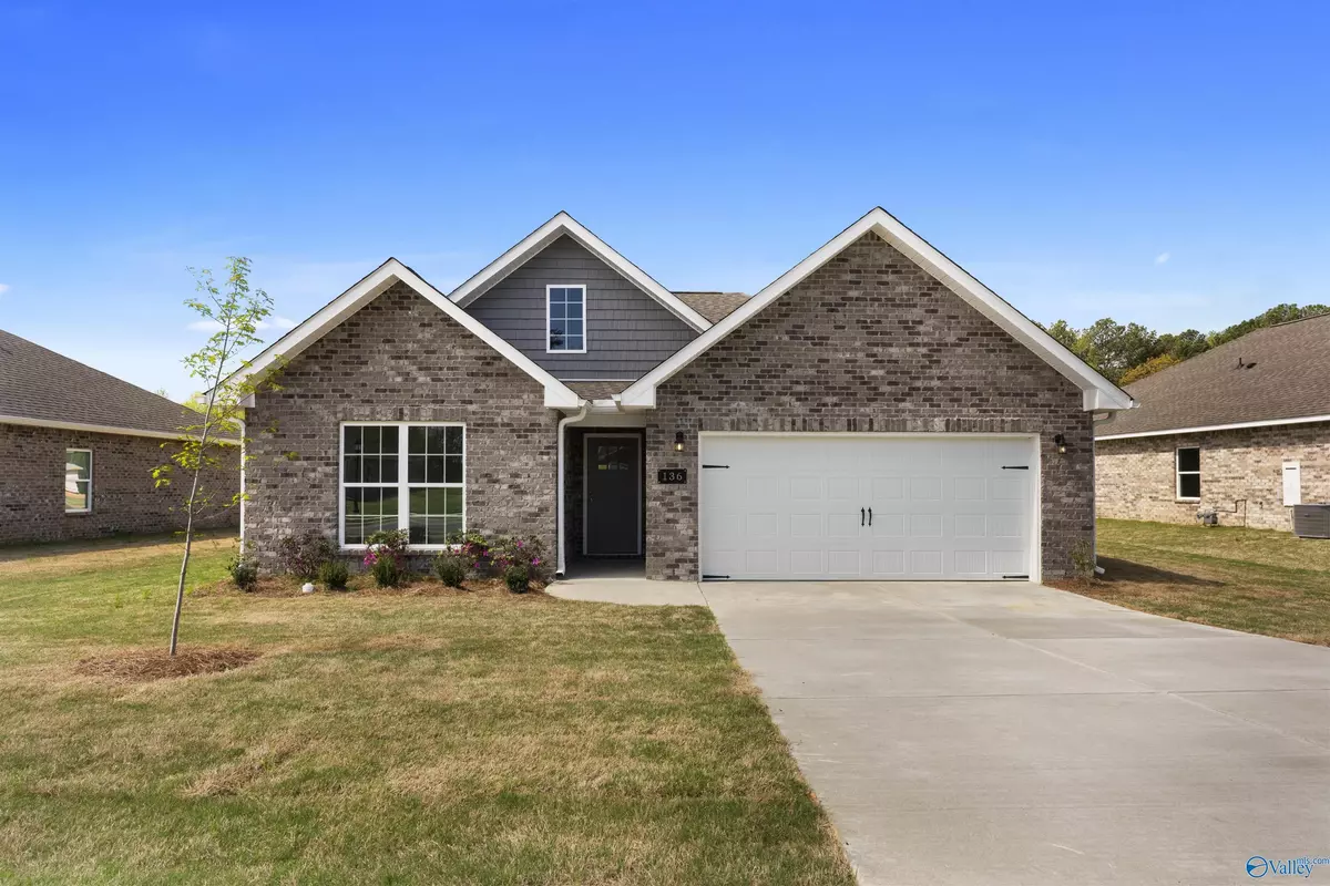 Arab, AL 35016,136 Overland Pass