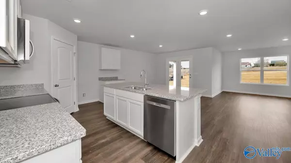 Fayetteville, TN 37334,7 Jackson Way