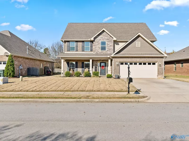 2948 Pasture View Lane, Owens Cross Roads, AL 35763