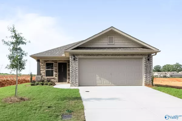 27961 Chalmers Circle, Harvest, AL 35749