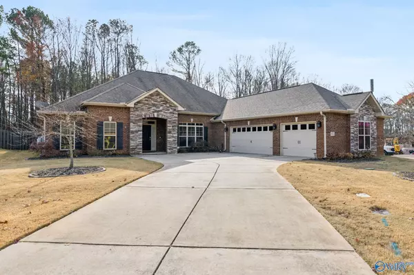 137 Chesnut Heath Court, Madison, AL 35756