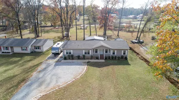 10744 Paradise Shores Road, Athens, AL 35611