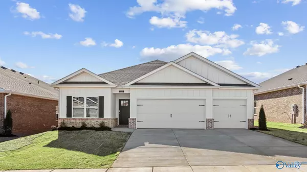 112 Legend Drive, Meridianville, AL 35759