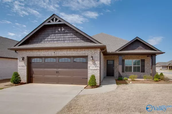 104 Whitner Drive, Hazel Green, AL 35750