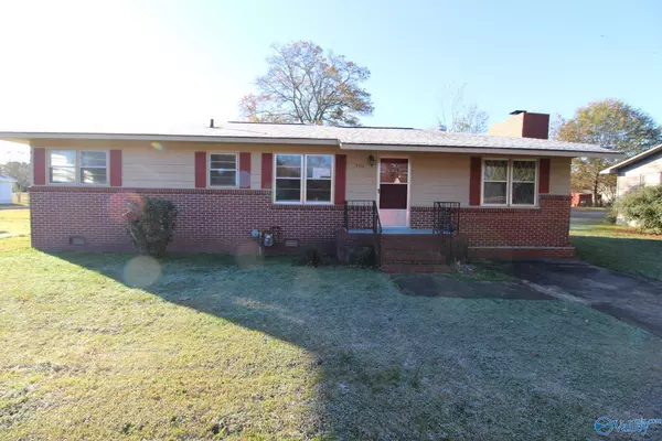 304 College Street, Albertville, AL 35950