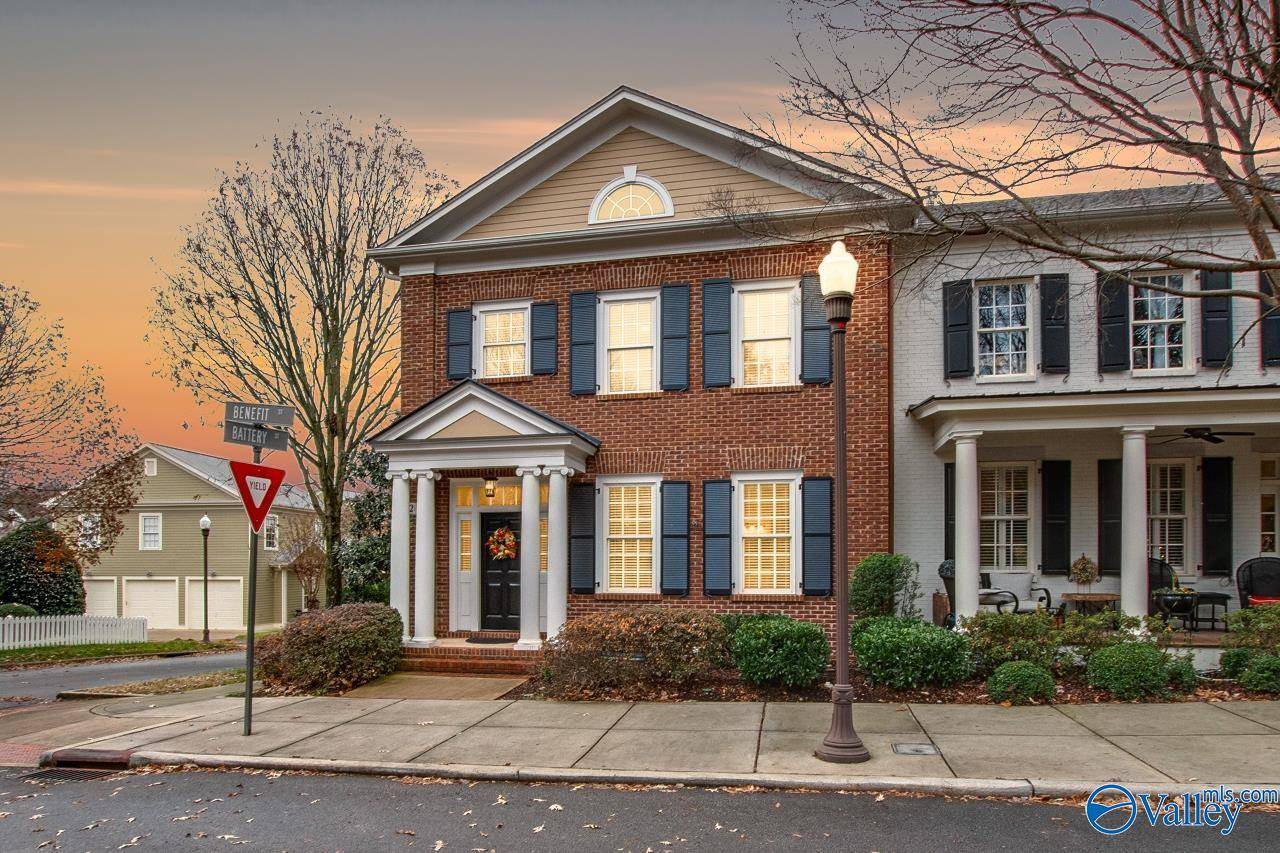 2 Benefit Street NW, Huntsville, AL 35806