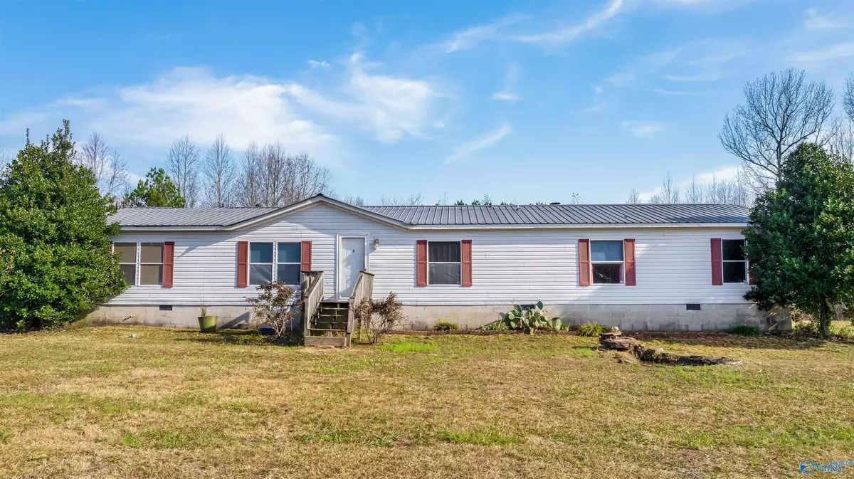 Collinsville, AL 35961,2467 County Road 32