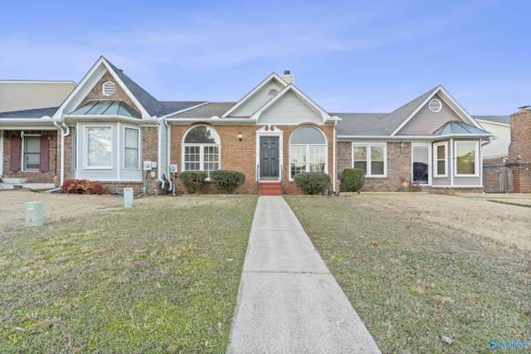 452 Autumnwood Drive SW, Decatur, AL 35601