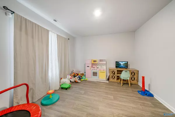 Cullman, AL 35058,181 County Road