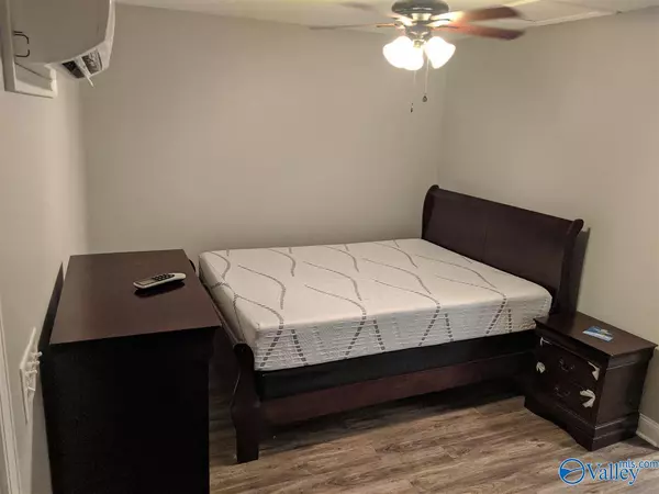 Athens, AL 35611,14000 Nautilus Way #18