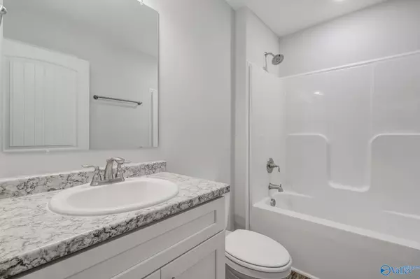 Owens Cross Roads, AL 35763,9211 Eagle Trace Drive SE