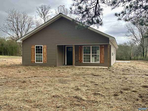 694 County Road 1447, Vinemont, AL 35179