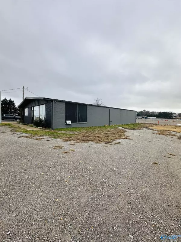 Moulton, AL 35650,170 Franklin Smith Road