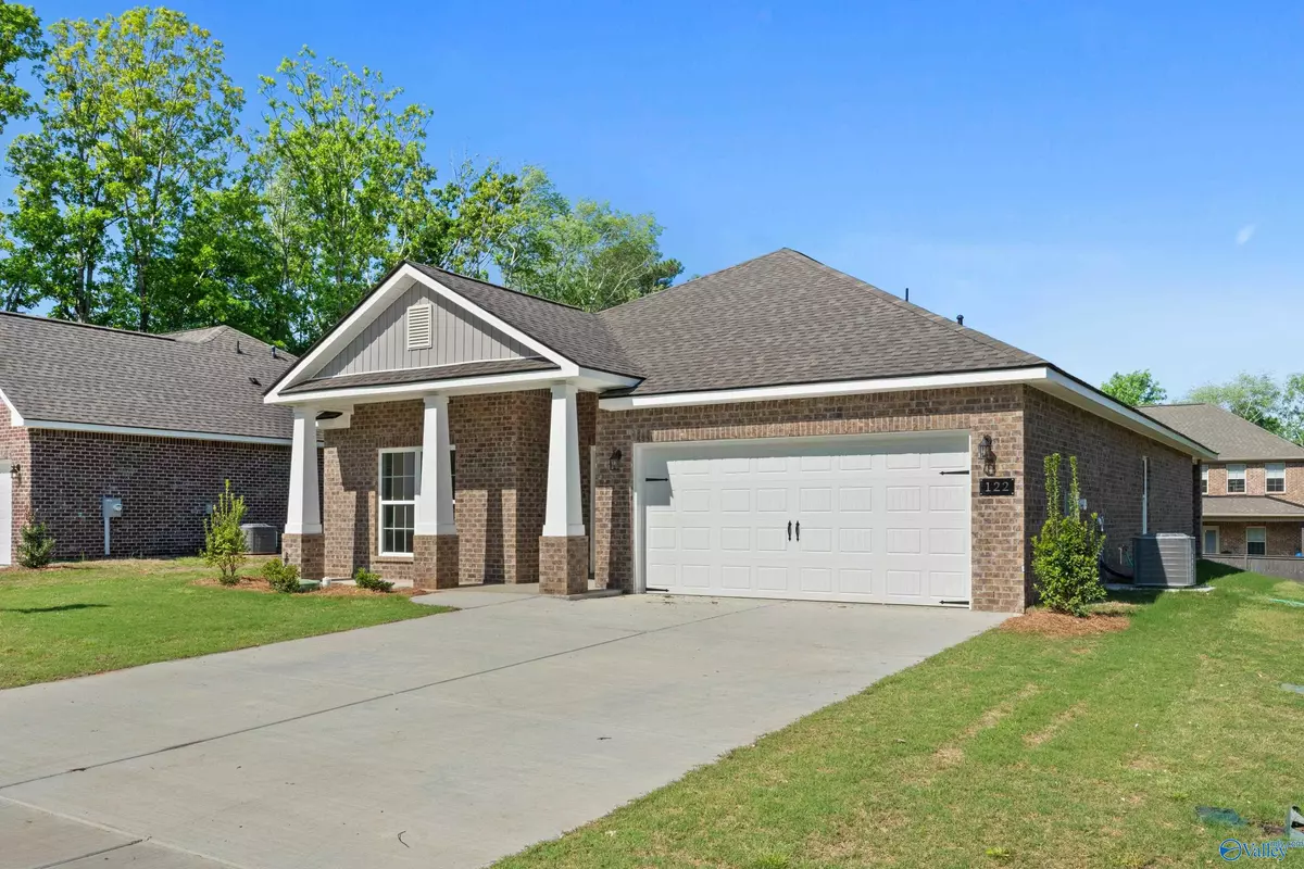 New Market, AL 35761,122 Burdine Street