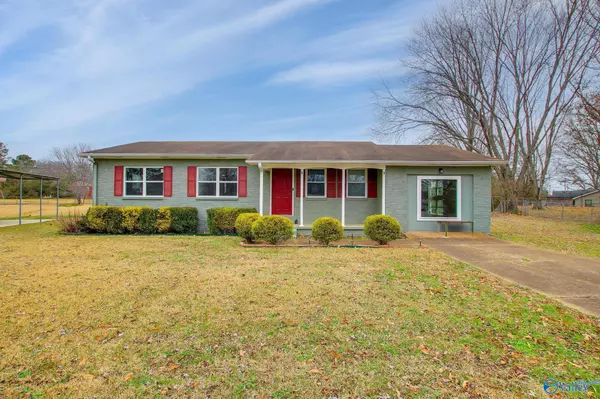 Hartselle, AL 35640,810 Elizabeth Place