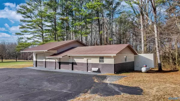 Henagar, AL 35978,19730 Alabama Highway 75