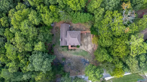 Gadsden, AL 35901,632 Cherry Laurel Drive