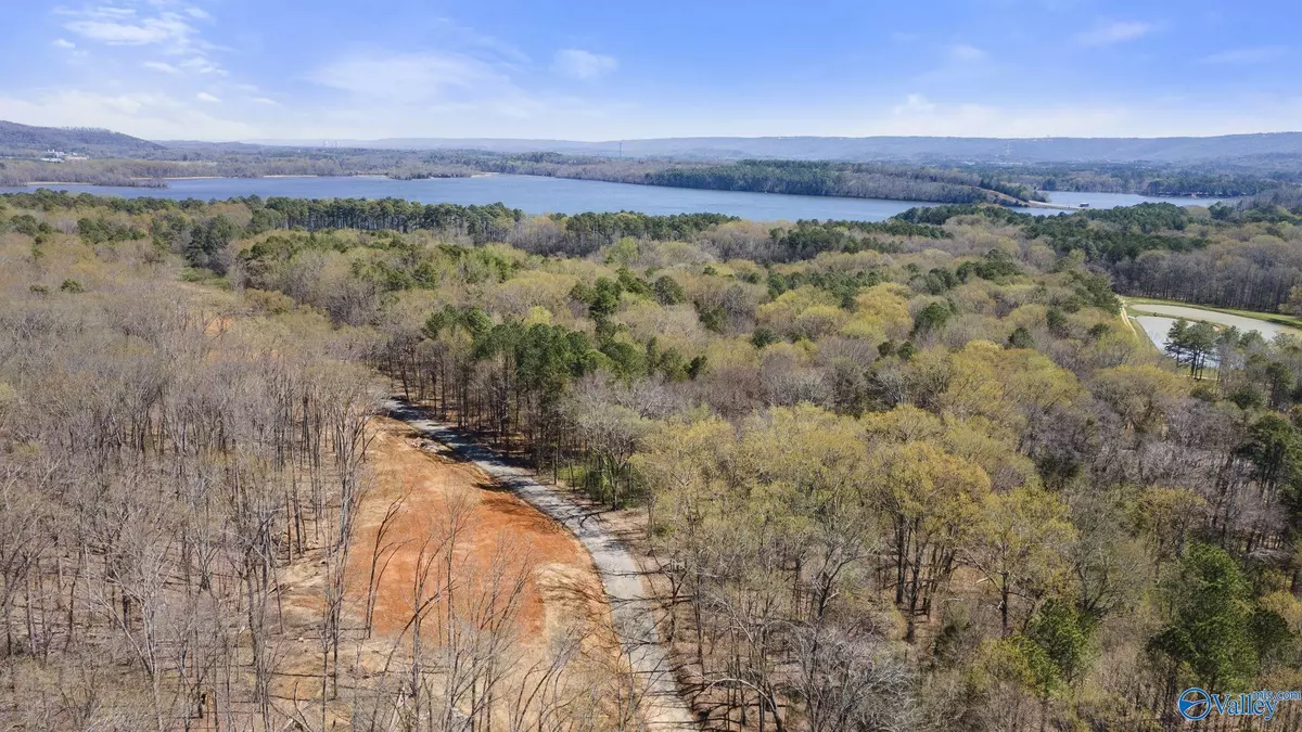 Scottsboro, AL 35769,900-10 County Road 114