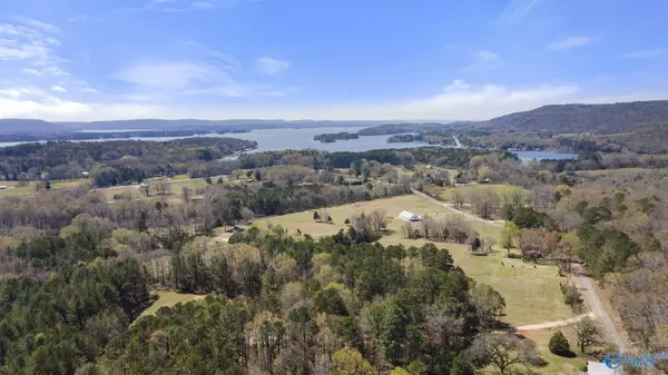 Scottsboro, AL 35769,900-2 County Road 114