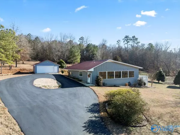 Langston, AL 35755,310 Chilcotin Road