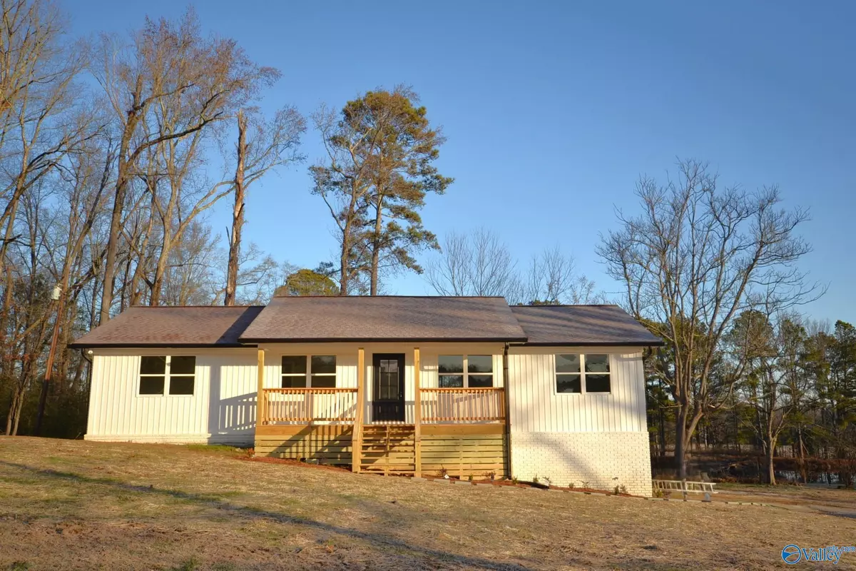 Hanceville, AL 35077,142 County Road 573