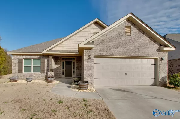 7479 Chaco Street,  Owens Cross Roads,  AL 35763